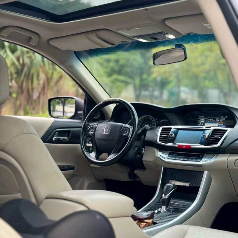 广州14年本田雅阁4