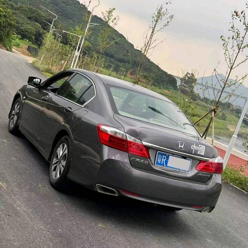广州14年本田雅阁8