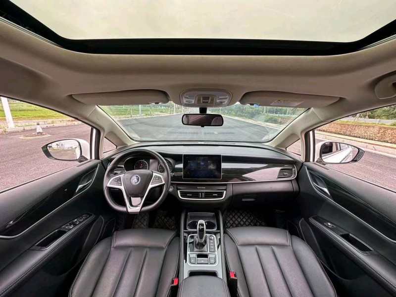 广州19年比亚迪宋MAX6