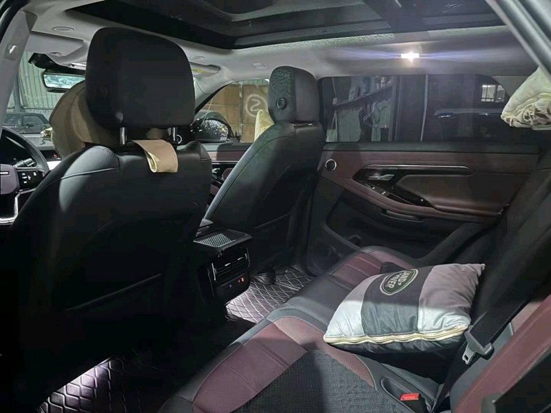 广州22年路虎极光4