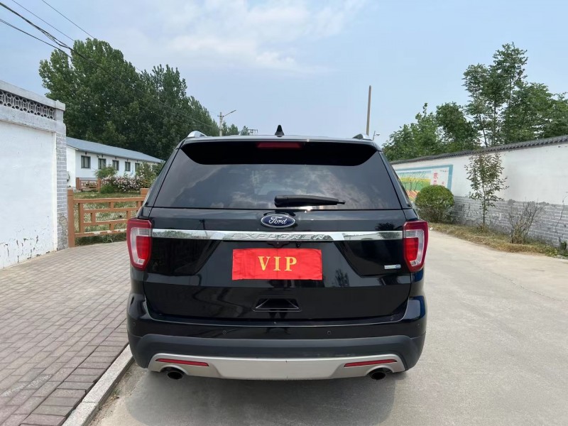 青岛18年福特探界者9