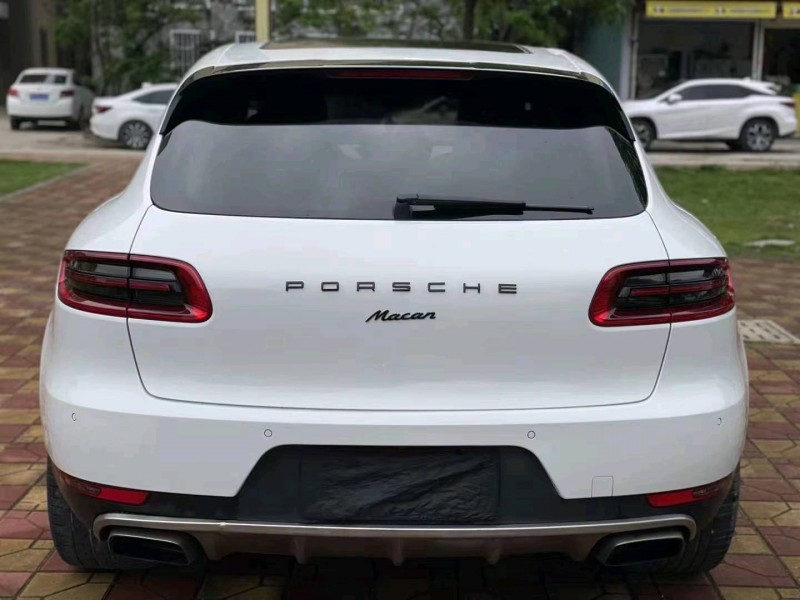 广州14年保时捷Macan9