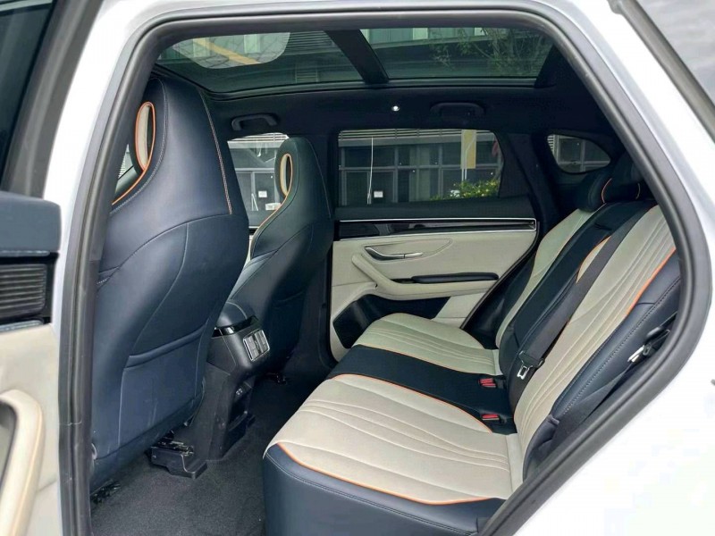 深圳22年比亚迪宋4