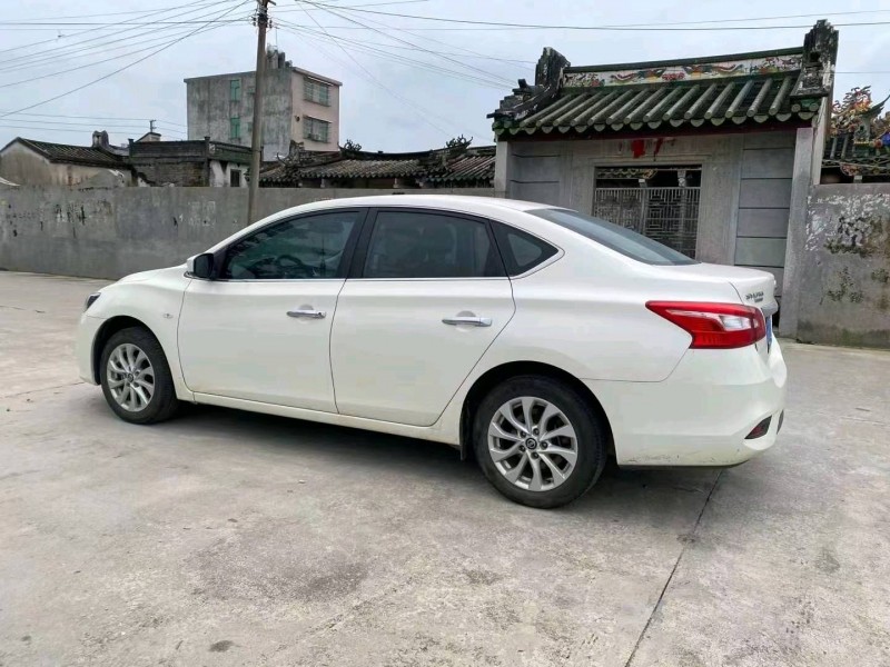 广州20年日产轩逸2