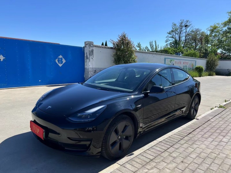青島23年特斯拉MODEL 32