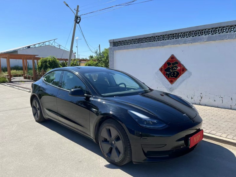 青島23年特斯拉MODEL 33