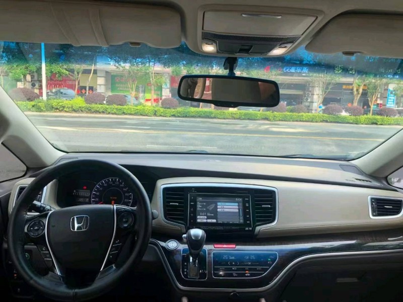 广州16年本田奥德赛8