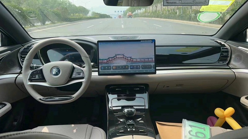 青岛24年比亚迪汉4