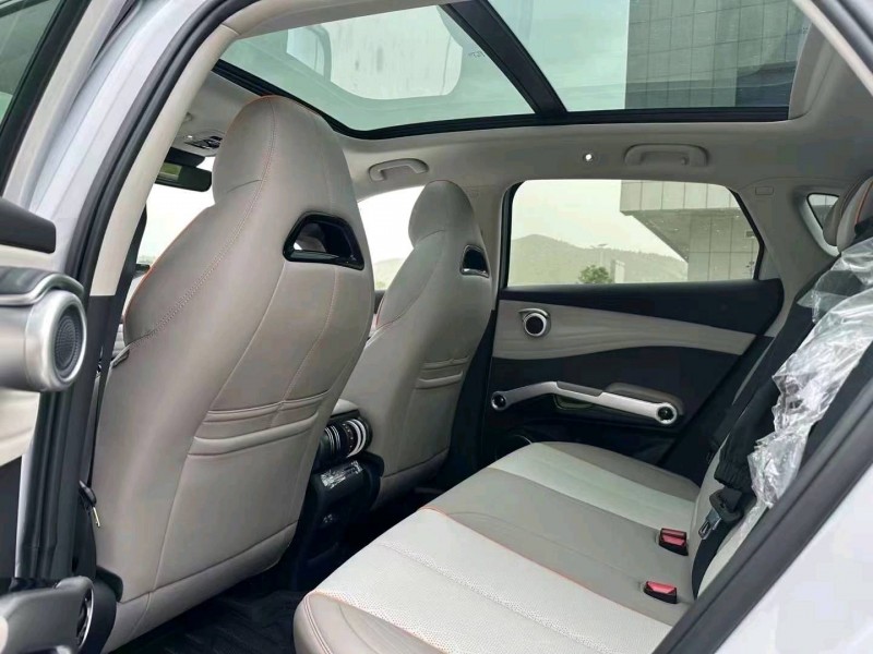 济南24年比亚迪元6