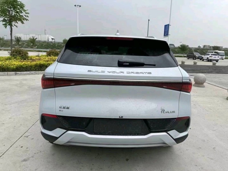 济南24年比亚迪元9