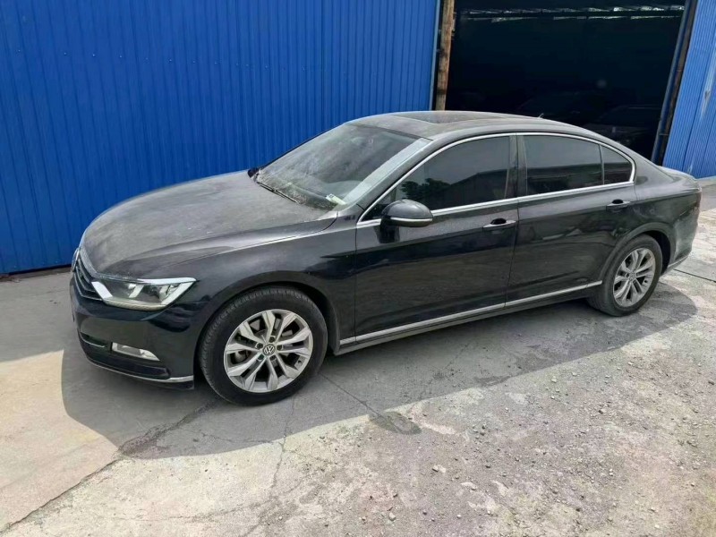 济南19年大众迈腾2