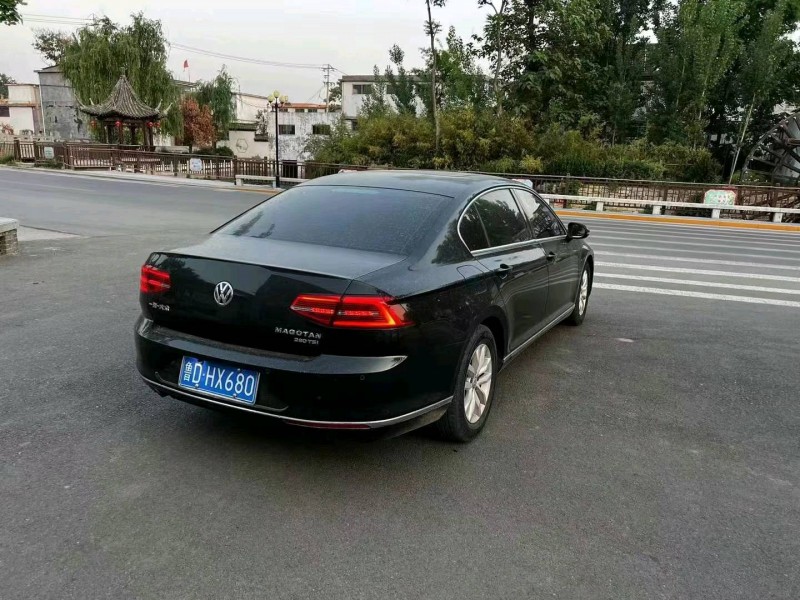 济南19年大众迈腾8