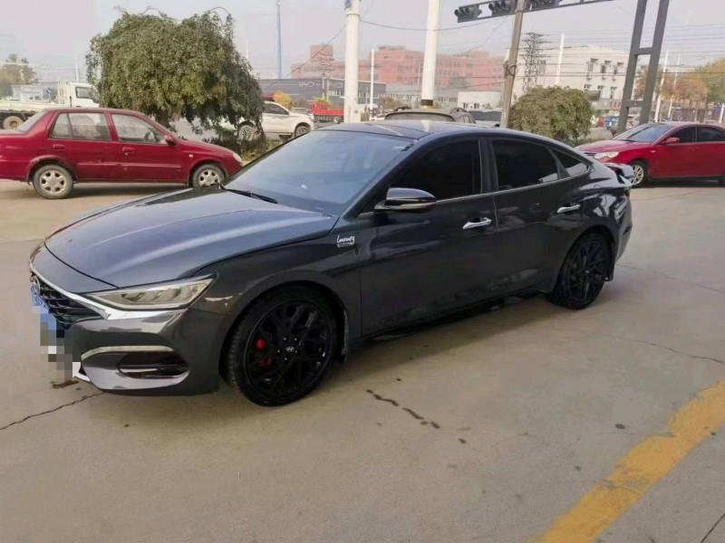 保定21年现代菲斯塔2