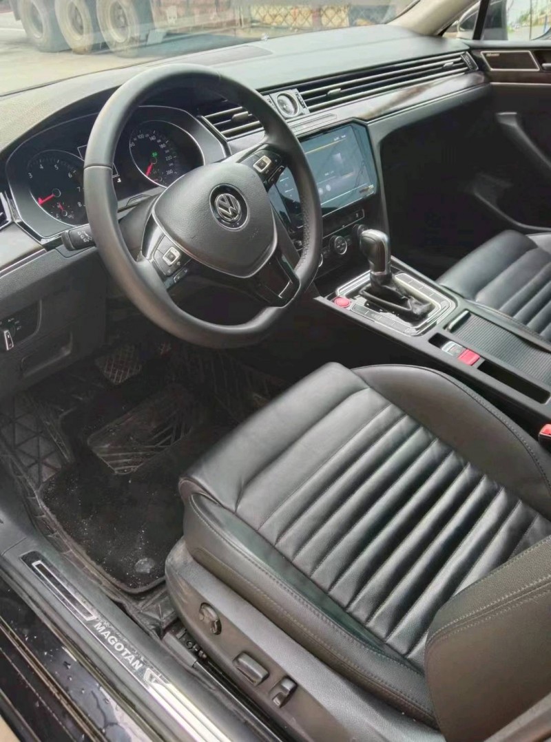 保定19年大众迈腾5