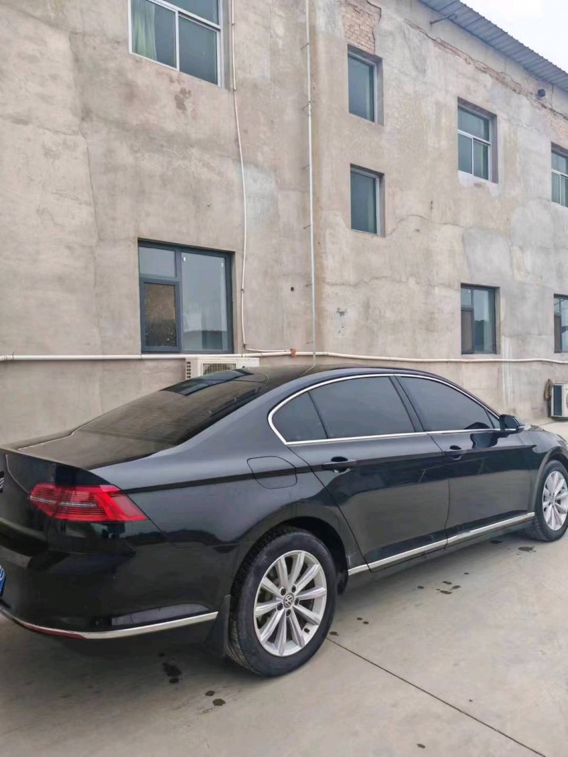 保定17年大众迈腾4