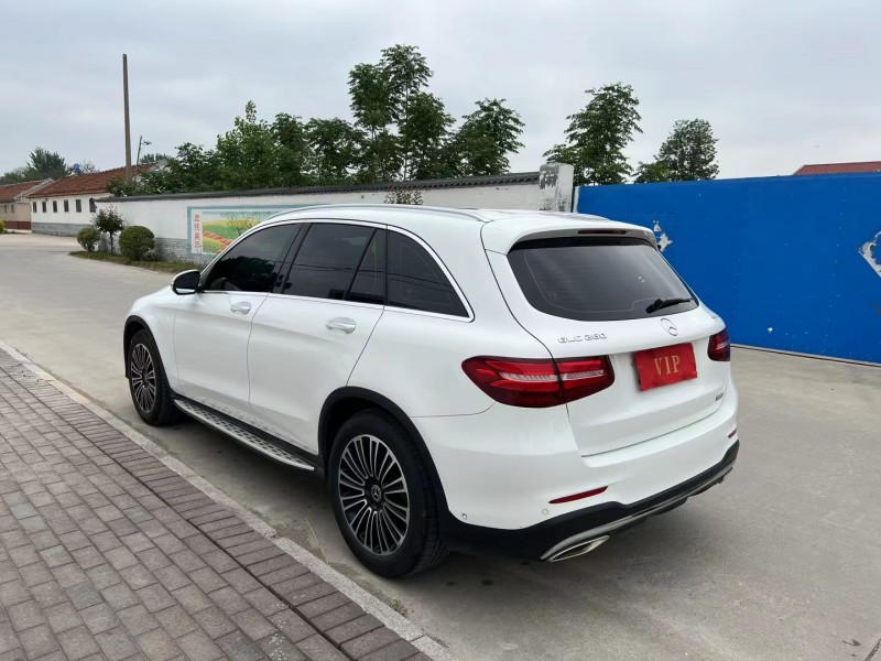 青岛18年奔驰GLC4