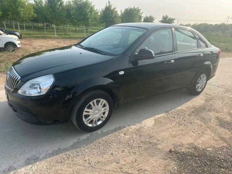 保定16年别克凯越3