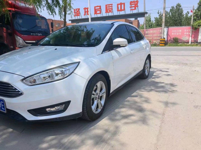 保定15年福特福克斯2