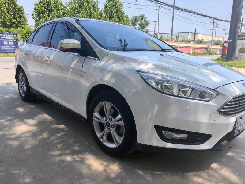 保定15年福特福克斯3