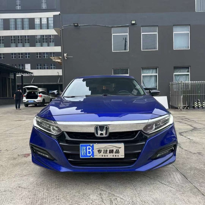 佛山18年本田雅阁1