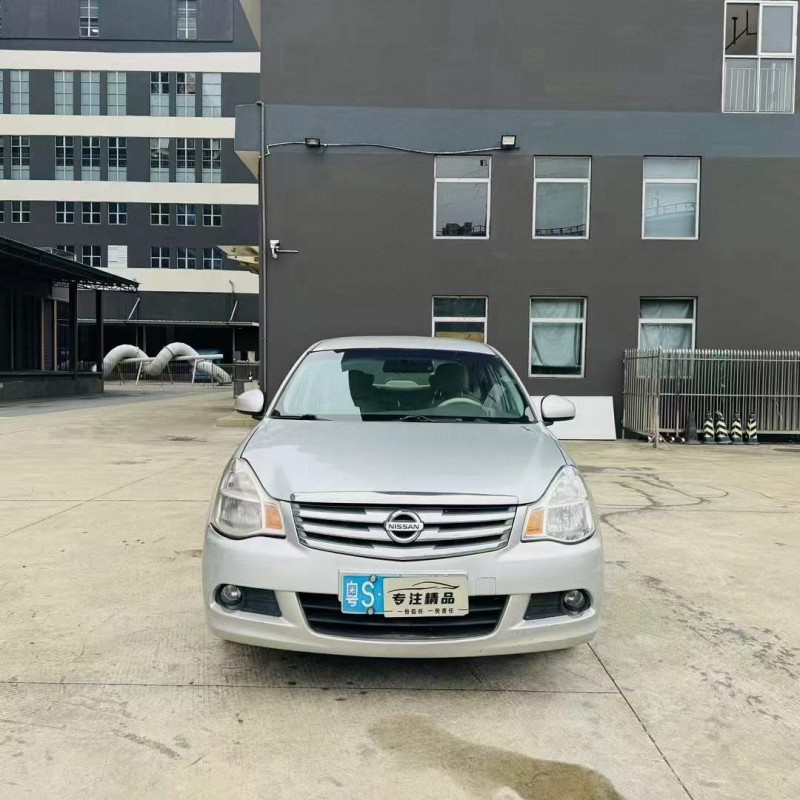 佛山16年日产轩逸1