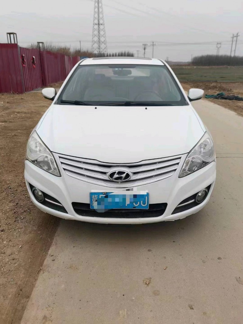 保定15年现代悦动1