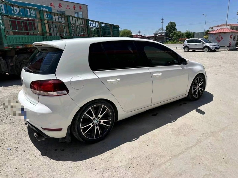 保定12年大众高尔夫5