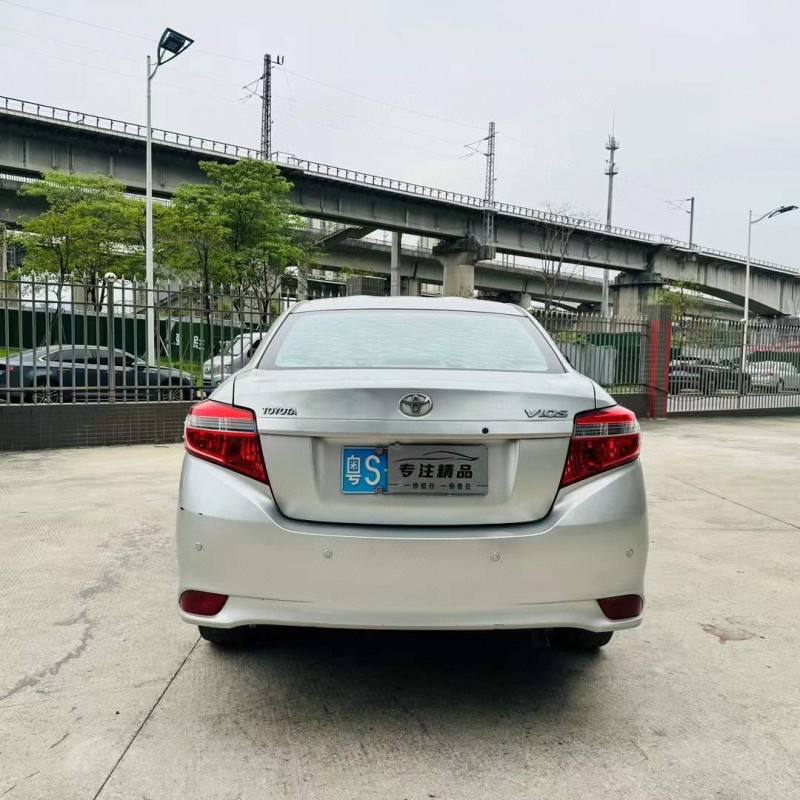 佛山16年丰田威驰9