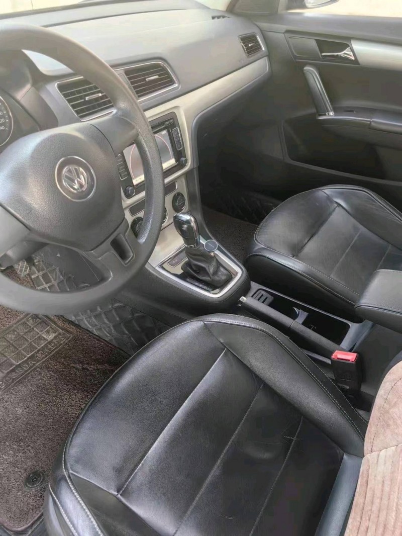 保定16年大众朗逸6