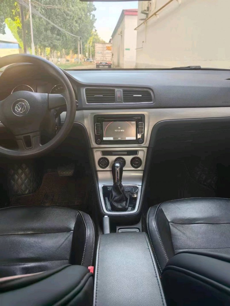 保定16年大众朗逸7