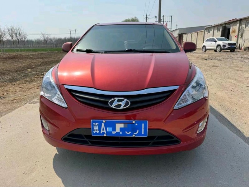 保定14年现代瑞纳1