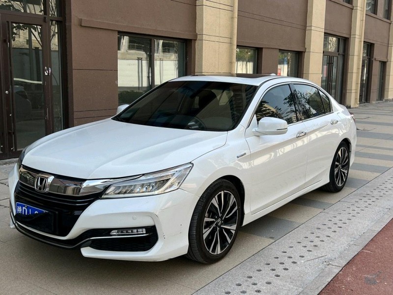 聊城17年本田雅阁2