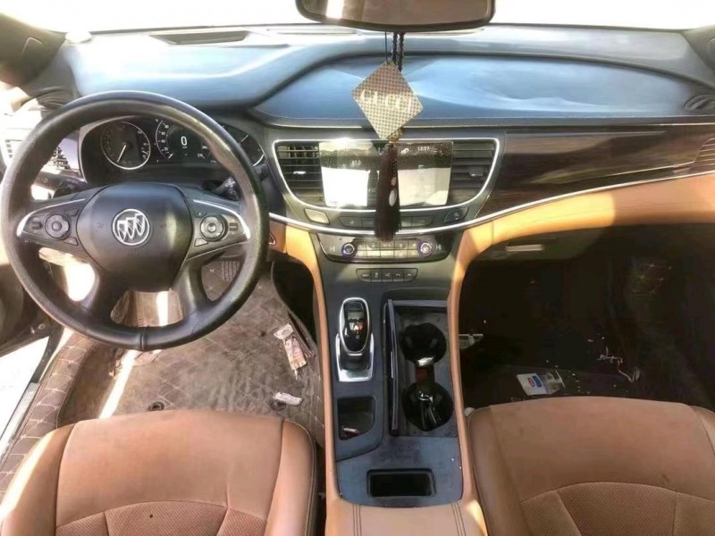 淄博17年别克君越8