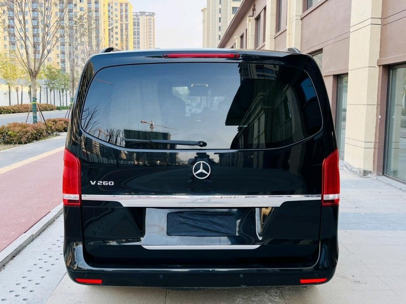聊城18年奔驰V4