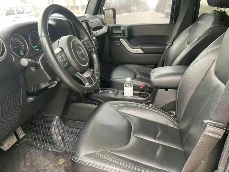 邢台17年Jeep牧马人6