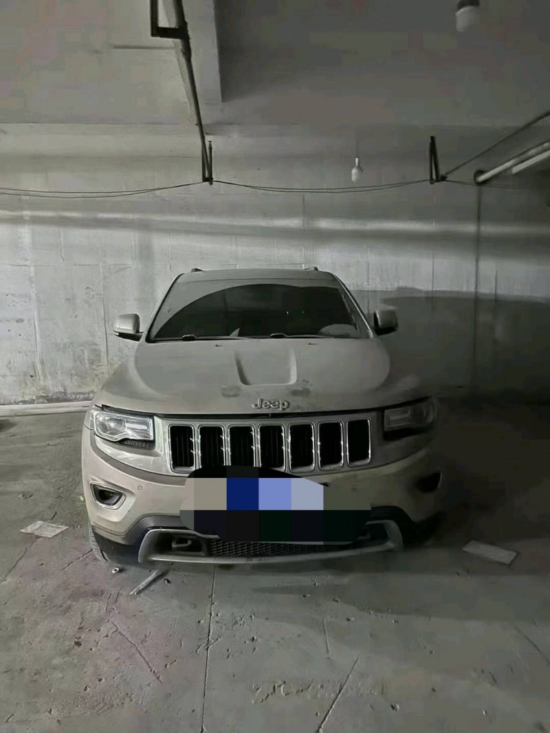 嘉興15年Jeep大切諾基1