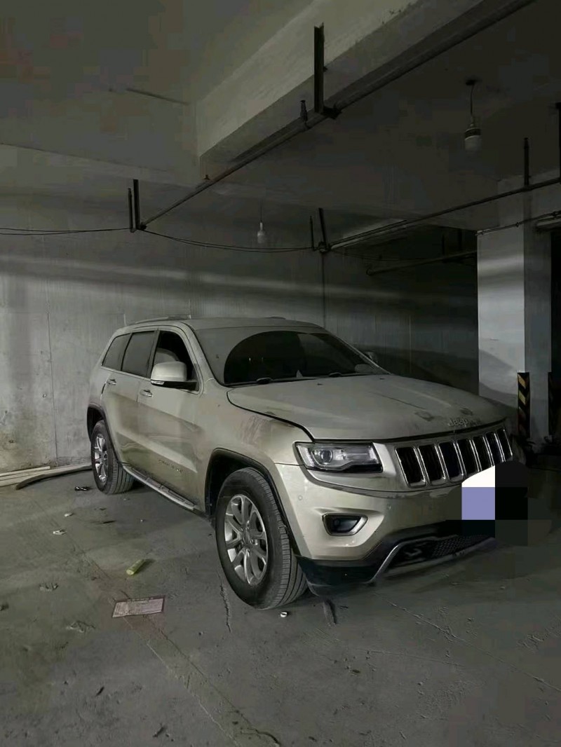 嘉興15年Jeep大切諾基3