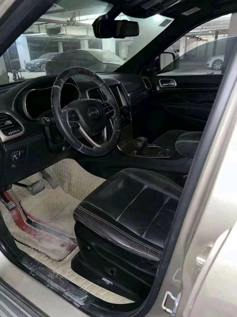 嘉興15年Jeep大切諾基6