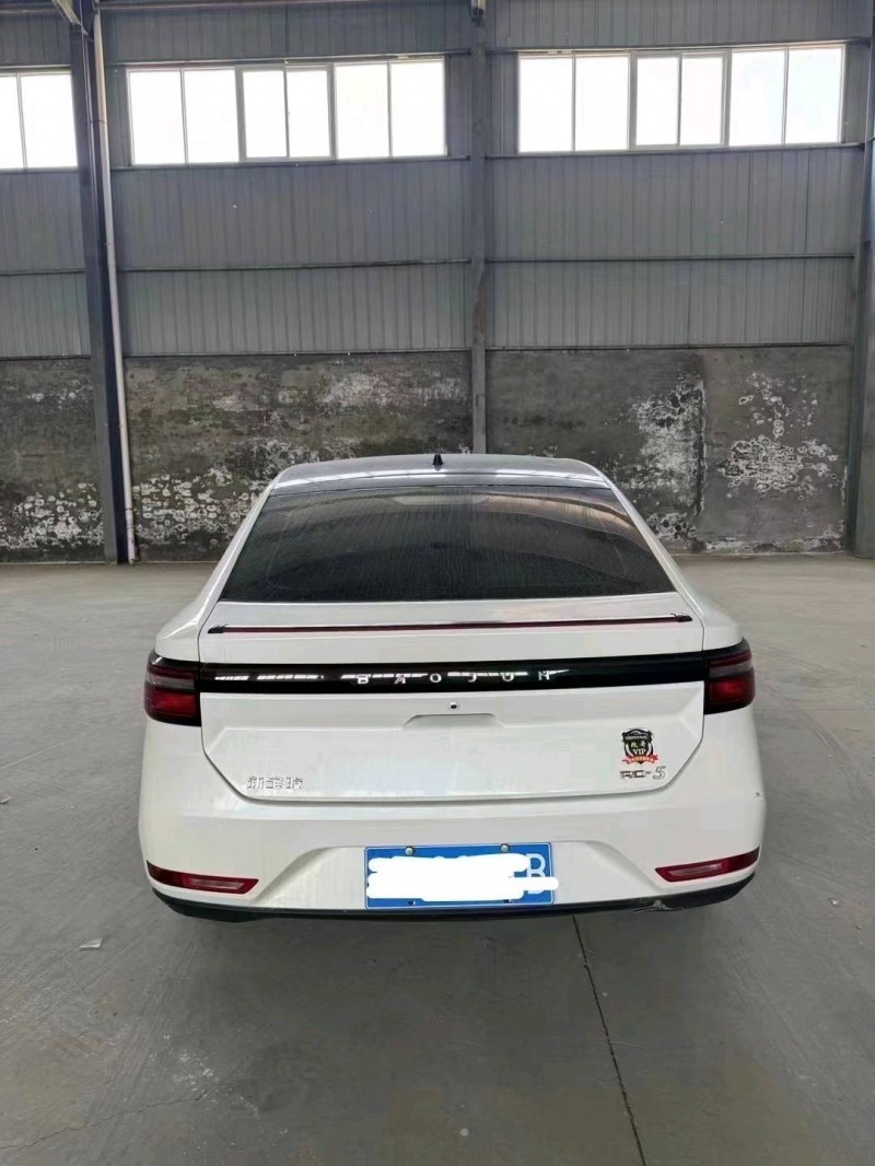 渭南21年寶駿RC57