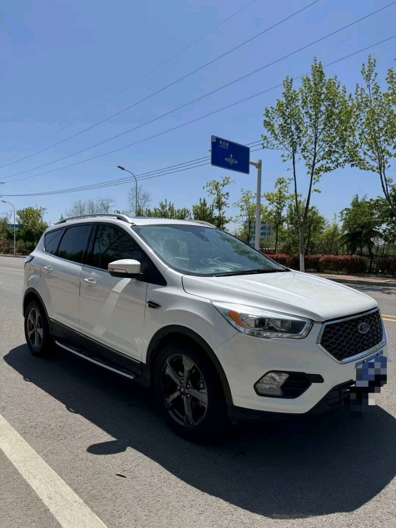 青岛19年福特翼虎3