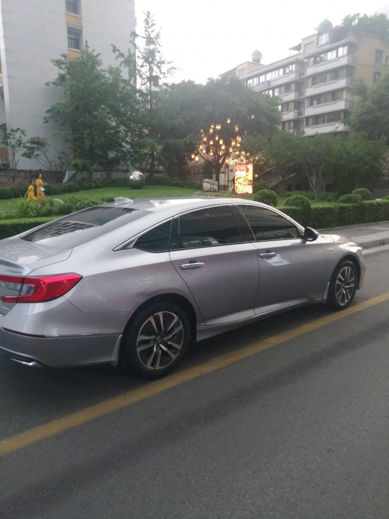 成都19年本田雅阁5