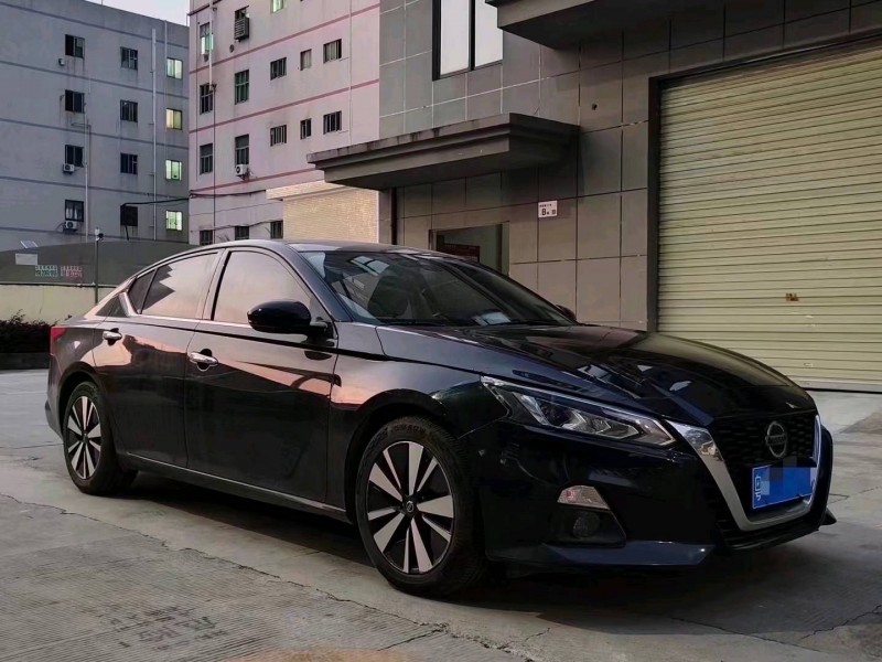 珠海19年日產天籟3
