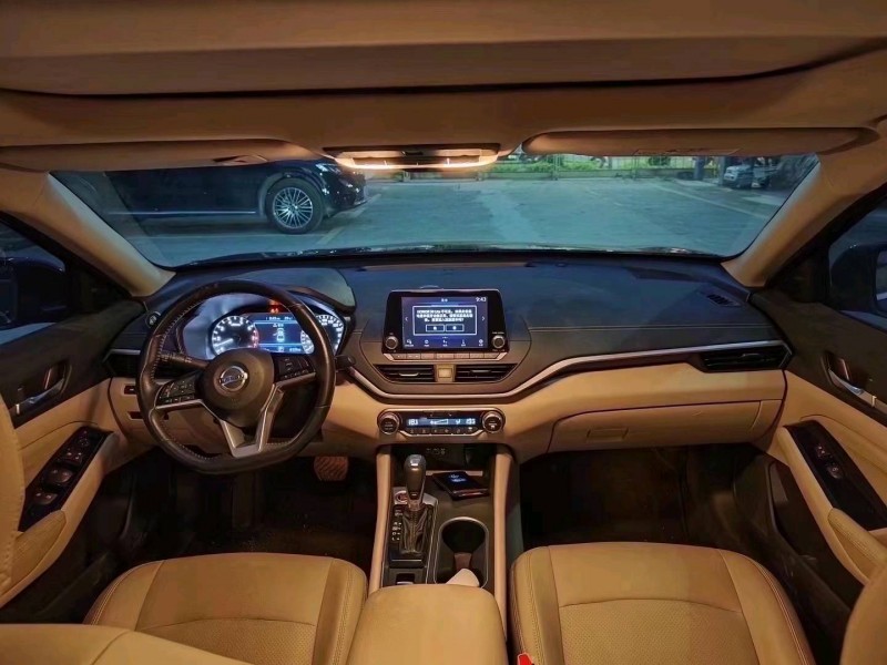 珠海19年日產天籟7