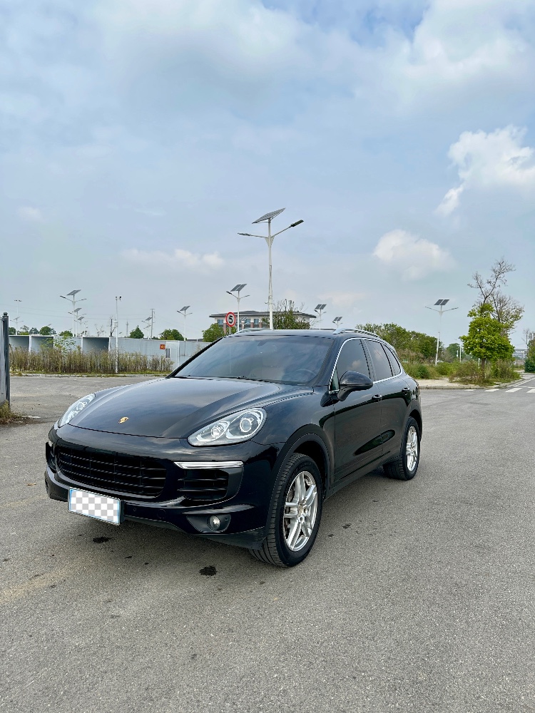 佛山15年保时捷卡宴2