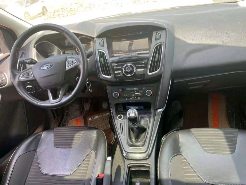 枣庄15年福特福克斯3