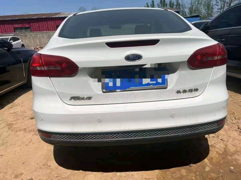 枣庄15年福特福克斯8