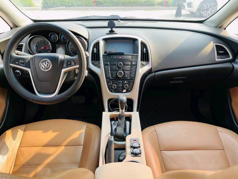 枣庄14年别克英朗7