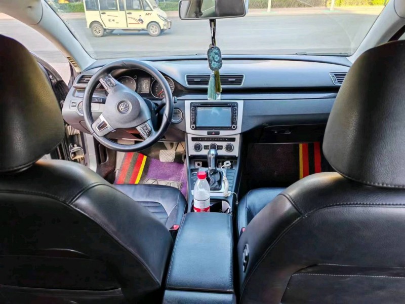 保定13年大众迈腾8