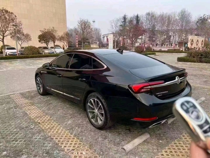 东营20年别克君越9