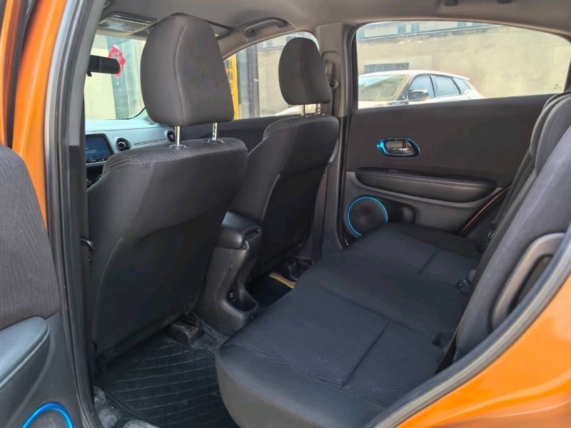 保定16年本田XRV5